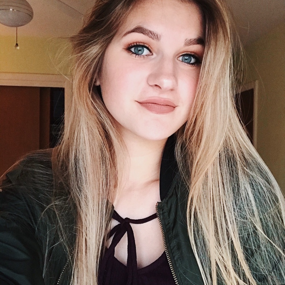 Meet your Posher, Lilly